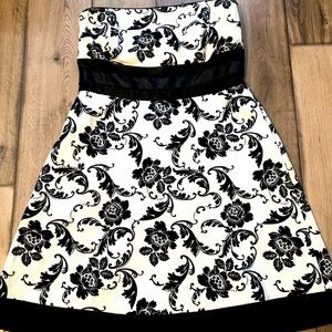 Strapless Cocktail Dress - Read description for info on sizing!